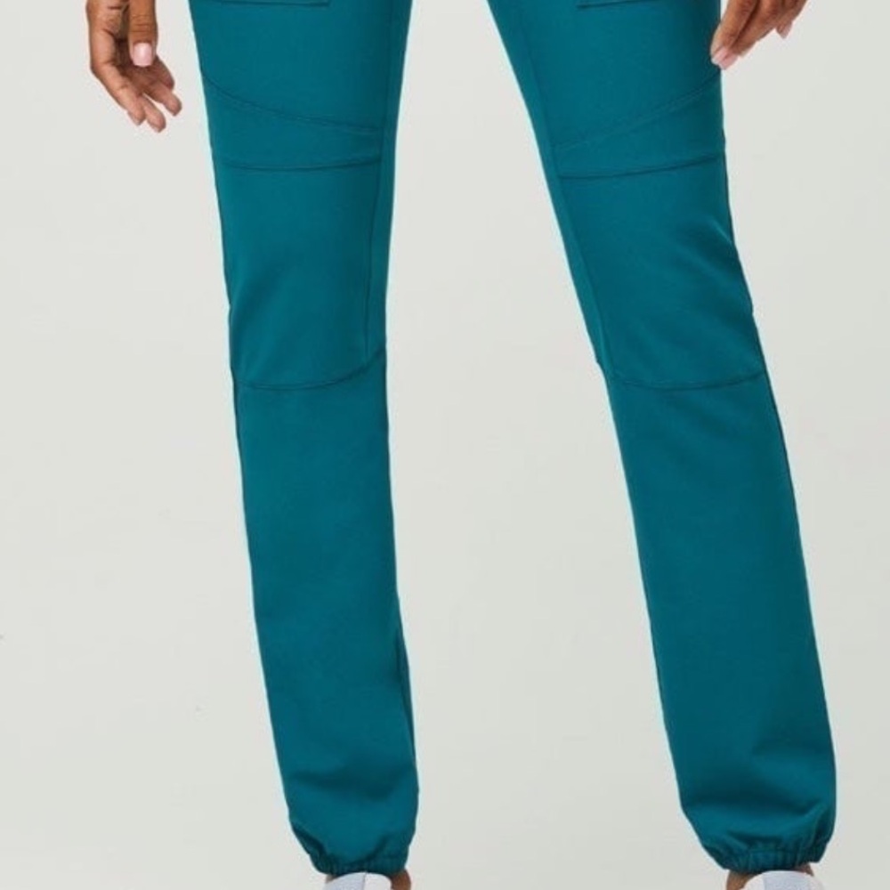 FIGS limited edition NWT pants scrub - Picture 4 of 6